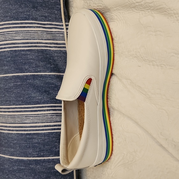 Sperry sneakers white 🌈 pull on loafer style size 9 peace sign heart - Picture 7 of 13